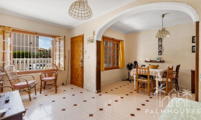 Resale - House - La Mata - Playa