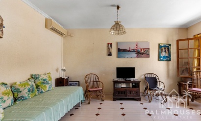 Resale - House - La Mata - Playa