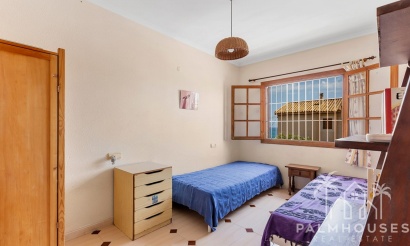 Resale - House - La Mata - Playa
