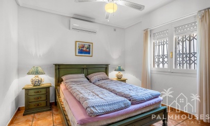Resale - Villa - Orihuela - Playa Flamenca