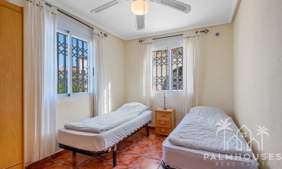 Resale - Villa - Orihuela - Playa Flamenca