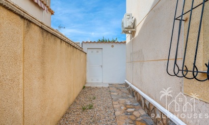 Resale - Villa - Orihuela - Playa Flamenca