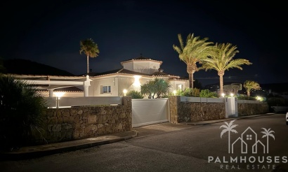 Herverkoop - Villa - Denia - Denia Centro