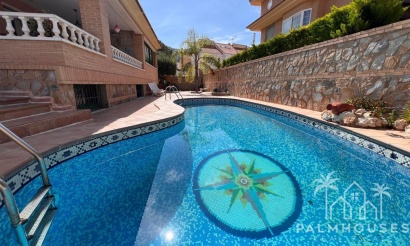 Revente - Villa - Benidorm - Benidorm Centro