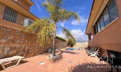Revente - Villa - Benidorm - Benidorm Centro
