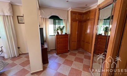 Revente - Villa - Benidorm - Benidorm Centro