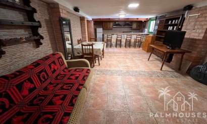 Revente - Villa - Benidorm - Benidorm Centro