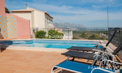 Resale - Villa - Orba - Orba Centro
