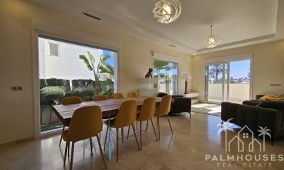 Resale - Villa - Orihuela - La Zenia