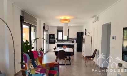 Resale - Villa - Los Montesinos - Los Montesinos Centro