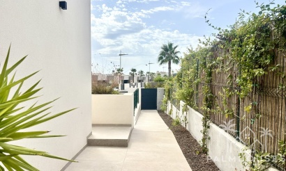 Venta - Villa - Algorfa - La Finca Golf