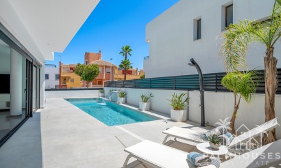 Herverkoop - Villa - Guardamar del Segura - Guardamar del Segura Centro
