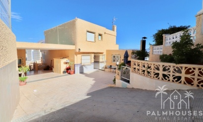 Venta - Villa - Benidorm - Benidorm Centro