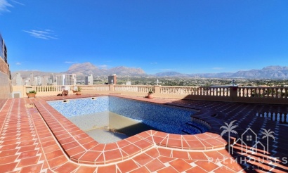 Venta - Villa - Benidorm - Benidorm Centro