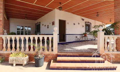 Resale - Villa - Benidorm - Benidorm Centro