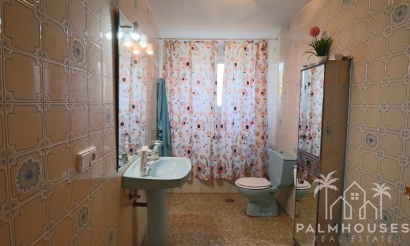 Resale - Villa - Benidorm - Benidorm Centro