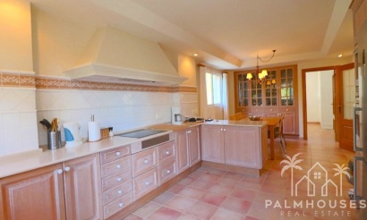 Revente - Villa - Benidorm - Benidorm Centro