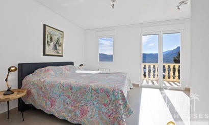 Herverkoop - Villa - Alcalalí - Alcalalí Centro