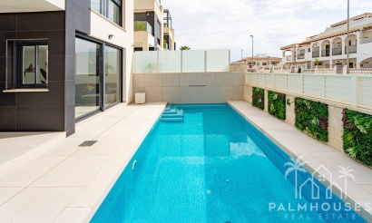 Resale - Villa - Orihuela - Punta Prima