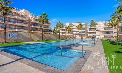 Resale - Apartments - Orihuela - Villamartin