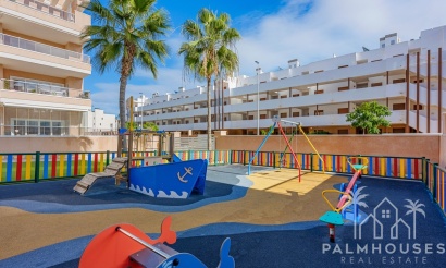 Resale - Apartments - Orihuela - Villamartin