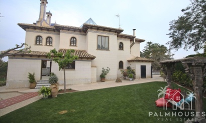 Resale - Villa - Orihuela - Villamartin
