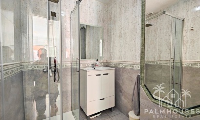 Venta - Apartment - Torrevieja - La Mata