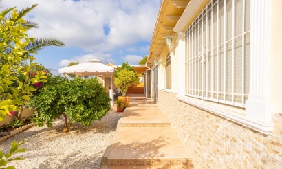 Herverkoop - Villa - Orihuela - Villamartin