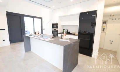 Venta - Villa - Los Alcazares - Los Alcazares Centro