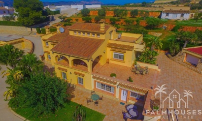 Revente - Villa - Benissa - Benissa Centro
