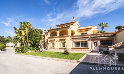 Herverkoop - Villa - Benissa - Benissa Centro