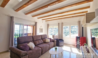 Resale - Villa - Orba - Orba Centro