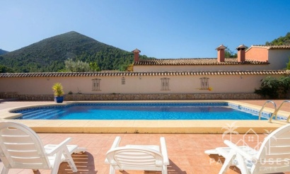 Revente - Villa - Jalon - Jalon Centro