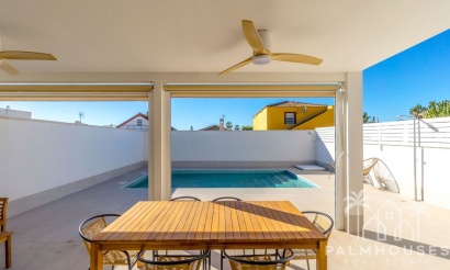 Revente - Villa - Torrevieja - Torrevieja Centro
