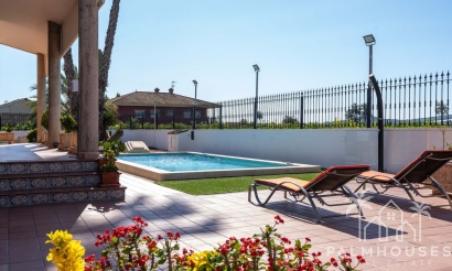 Revente - Villa - Orihuela - Orihuela Centro