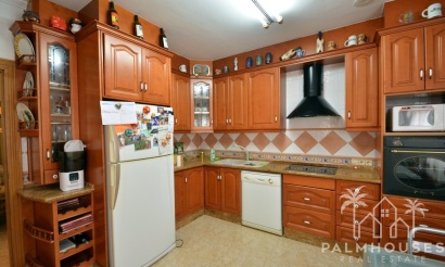 Resale - Villa - Guardamar del Segura - Guardamar del Segura Centro
