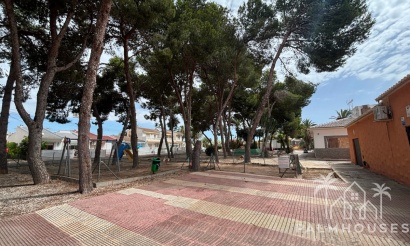 Revente - Villa - Torrevieja - Torrevieja Centro