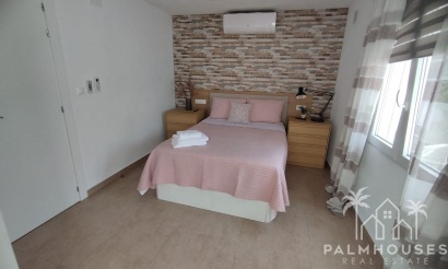 Revente - Villa - Torrevieja - Torrevieja Centro
