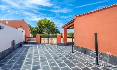 Revente - Country house - Almoradi - Heredades