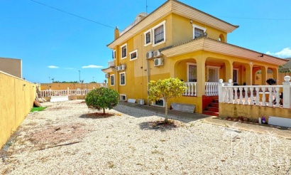 Venta - Villa - Torrevieja - Torrevieja Centro