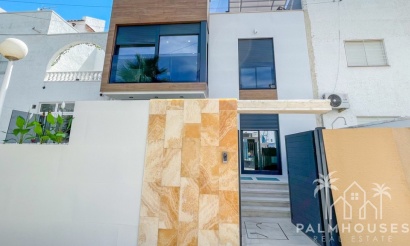 Venta - Casa - Torrevieja - Torrevieja Centro