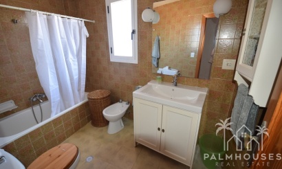 Resale - Villa - Guardamar del Segura - Guardamar del Segura Centro