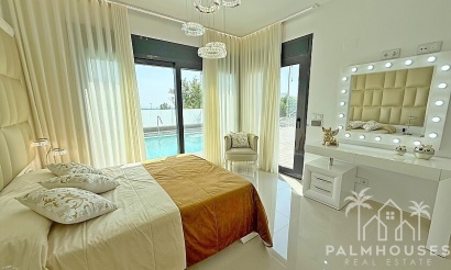 Venta - Villa - San Miguel de Salinas - San Miguel de Salinas Centro