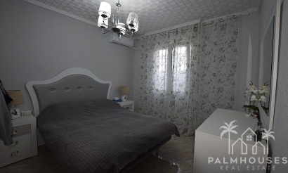 Revente - Villa - Torrevieja - Torrevieja Centro