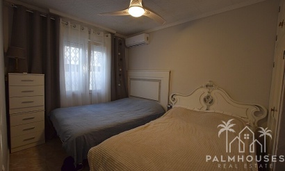 Revente - Villa - Torrevieja - Torrevieja Centro