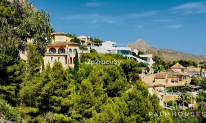 Resale - Villa - Altea