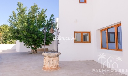 Resale - Villa - Teulada - Moraira
