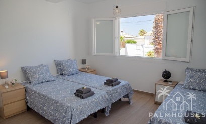 Venta - Villa - Orihuela - Playa Flamenca