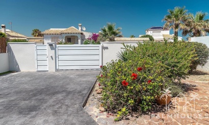 Venta - Villa - Orihuela - Playa Flamenca