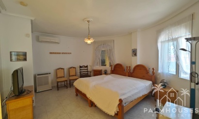 Venta - Villa - Torrevieja - La Siesta